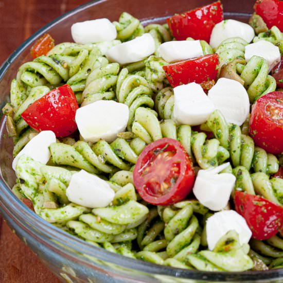 caprese pasta salad