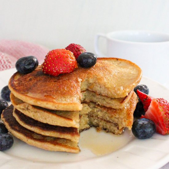 Vegan oatmeal banana pancakes