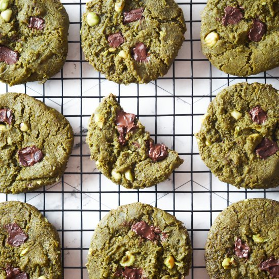 Matcha Hazelnut Chocolate Cookies