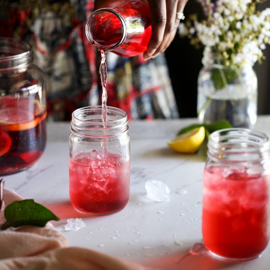 EASY HIBISCUS SUN TEA