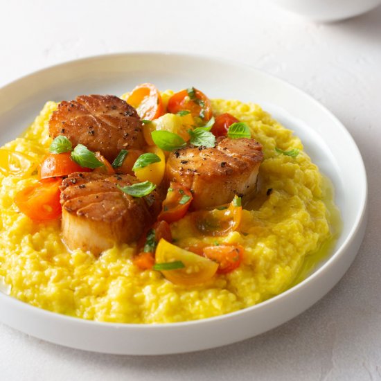 Scallops with Corn with Tomatoes