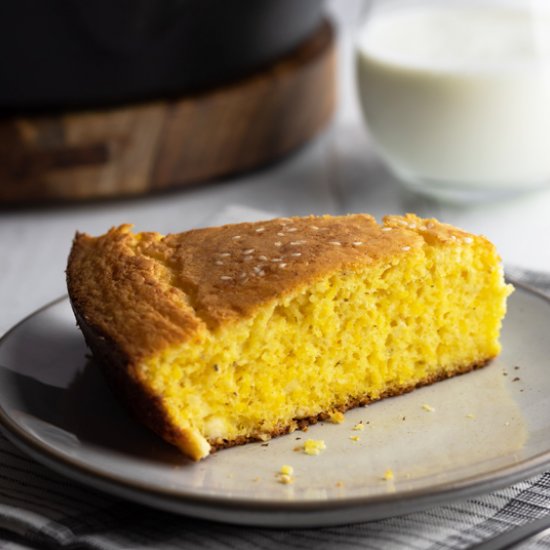 Easy Savory Cornbread