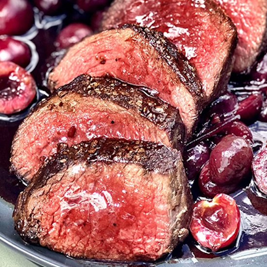 Wagyu Filet & Cherry-Shallot Sauce