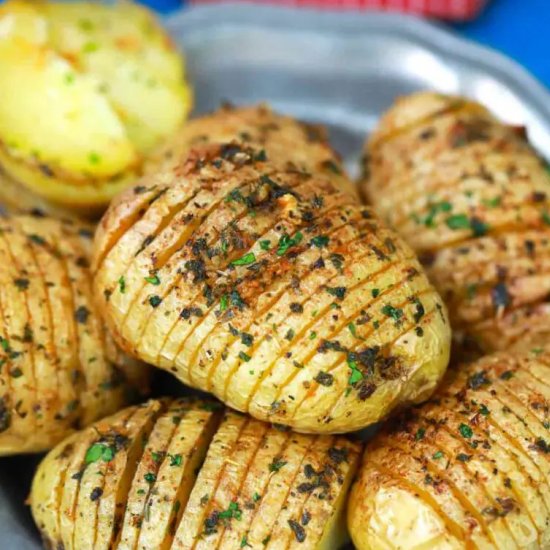 Air Fryer Hasselback Potatoes