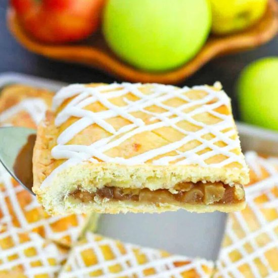 Apple Slab Pie