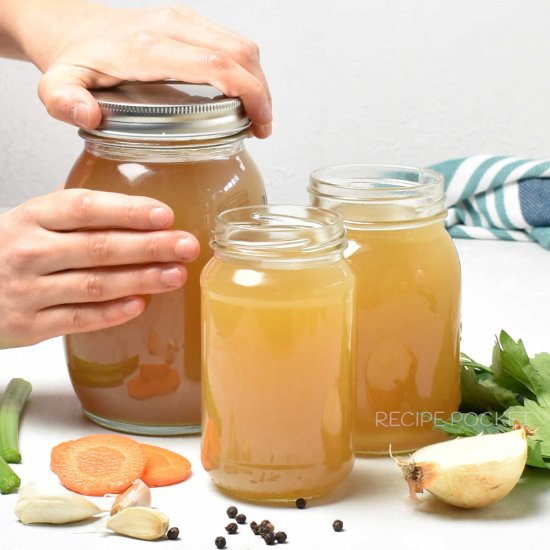 Crock Pot Chicken Stock