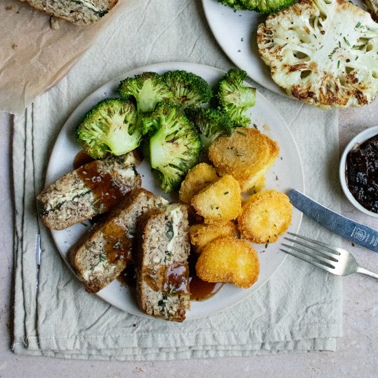 Gooey Vegan Cheezy Cashew Nut Roast