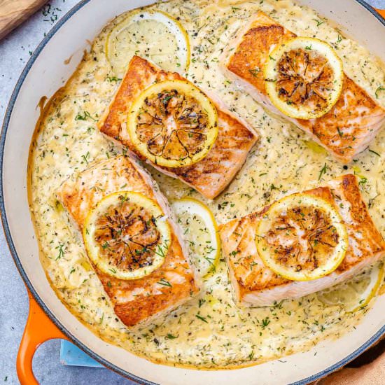 PAN-SEARED SALMON IN CREAMY LEMON S