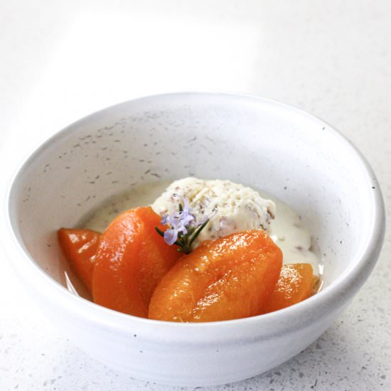 Poached apricot w vanilla, rosemary