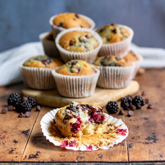 Blackberry Muffins with Chocolate