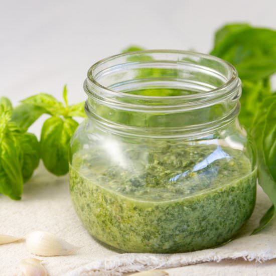 Traditional Pesto