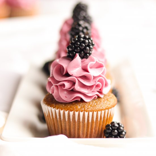 Blackberry Cupcakes