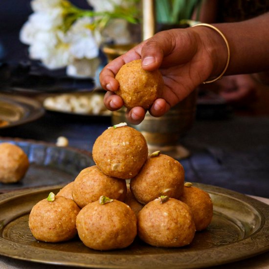 Moong Daal Ladoo