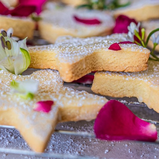 VANILLA ROSE SHORTBREAD COOKIES