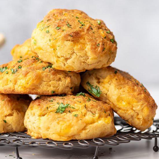 Cheddar Bay Biscuits