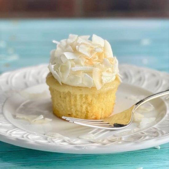 Coconut Cream Cupcakes