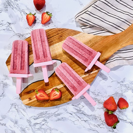 Refreshing Berry Yogurt Popsicles