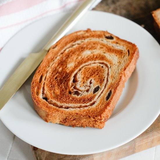 Cinnamon Swirl Raisin Bread