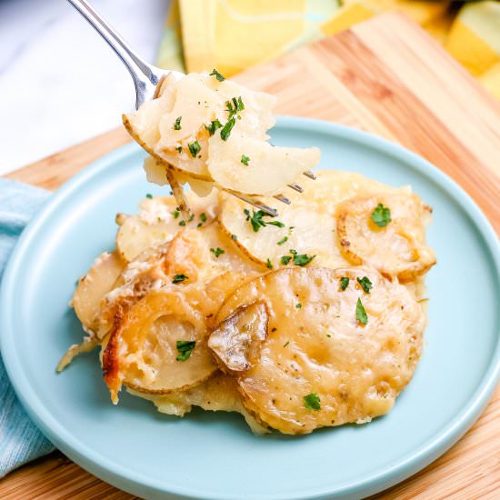 Crockpot Scalloped Potatoes