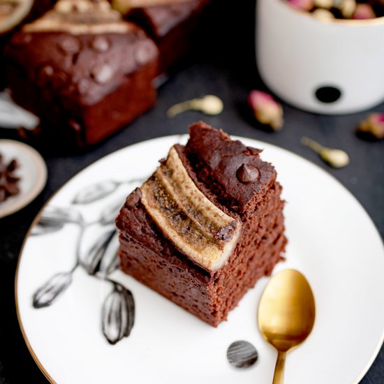 Vegan banana chocolate cake