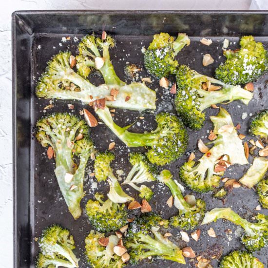 OVEN ROASTED BROCCOLI | LEMON CHILI