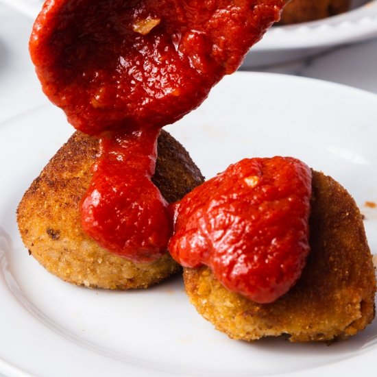 Bolognese and Mozzarella Arancini