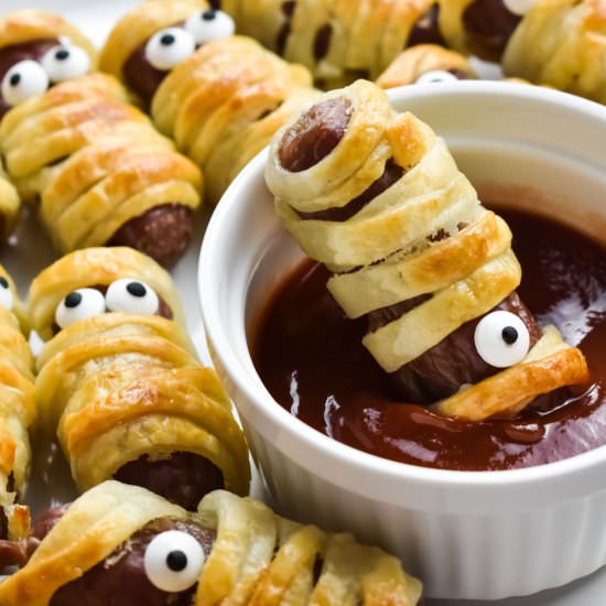 Halloween Sausage Mummy Snack