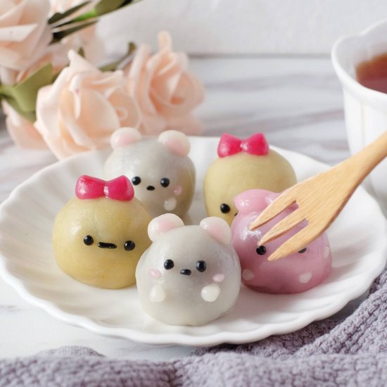 Sumikko Gurashi Mini Snowskin Moonc