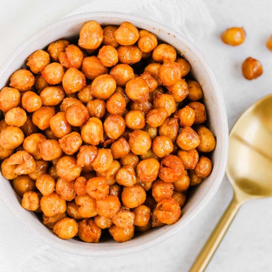 Easy Oven Roasted Chickpeas