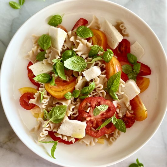 pasta with heirloom tomatoes