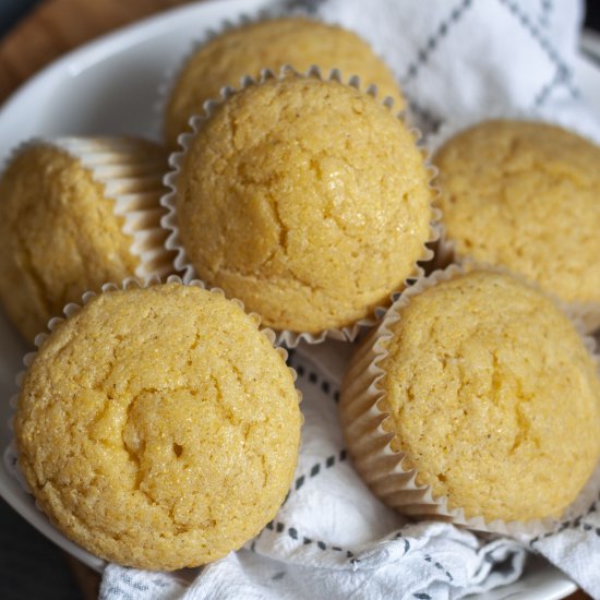 Easy Vegan Cornbread Muffins