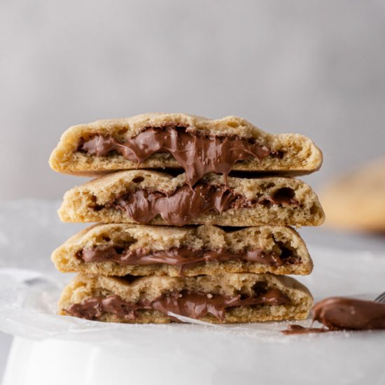 Crumbl hazelnut churro cookies