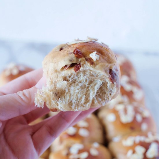 Brown Sugar Raisin Bread (Yudane)