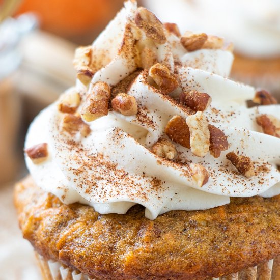 Vegan Carrot Cake Cupcakes