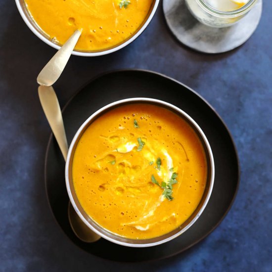 Pumpkin Soup (Easy & Healthy)