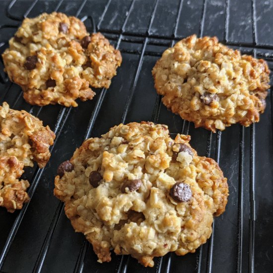 Chocolate chip oat cookies