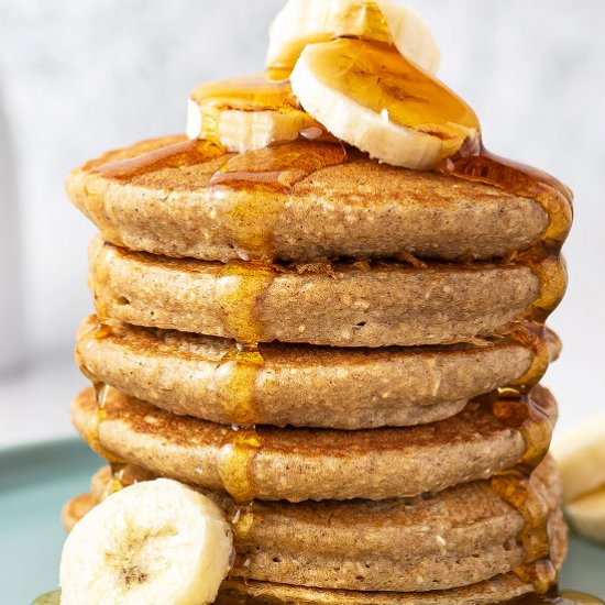 Banana Oatmeal Pancakes