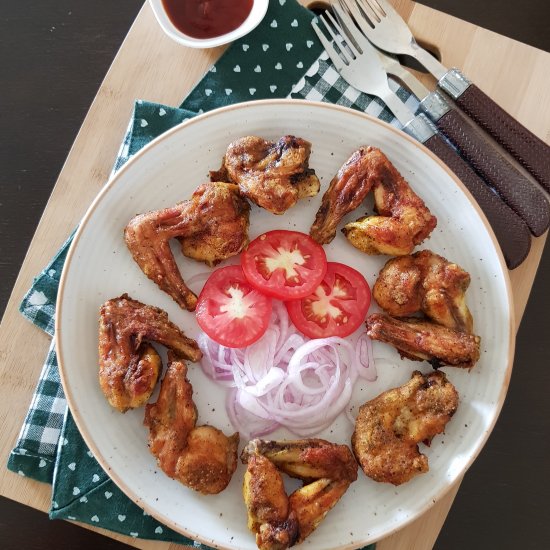 PAN-FRIED CRISPY CHICKEN WINGS