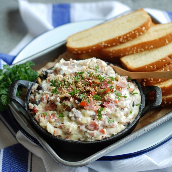 Roasted Garlic Muffuletta Dip