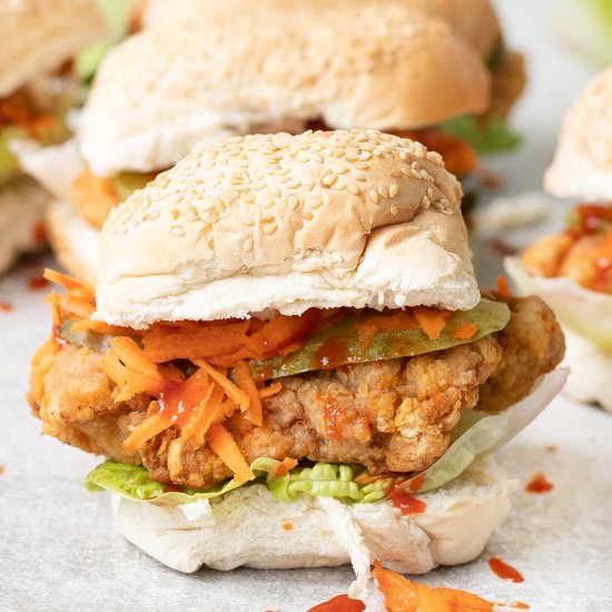 Crispy Fried Chicken Burgers