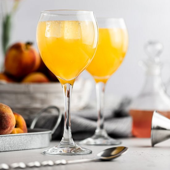 Peach Gin Cocktail