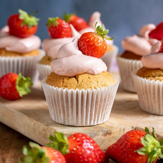 Peanut Butter and Jelly Cupcakes