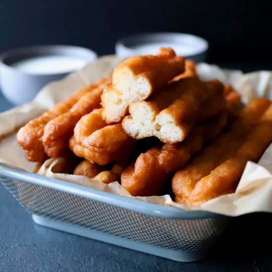 Youtiao (Chinese Doughnut Stick)