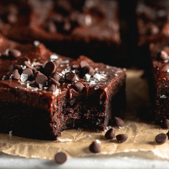 Fudgy Vegan Tofu Brownies