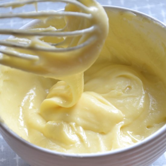 Lemon and vanilla pastry cream