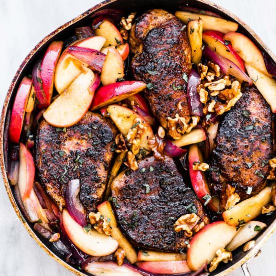 Pork Chops with Caramel Apples