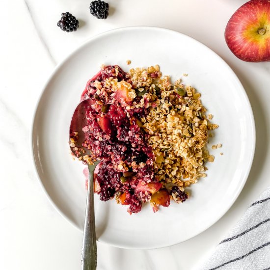 Blackberry and apple crisp