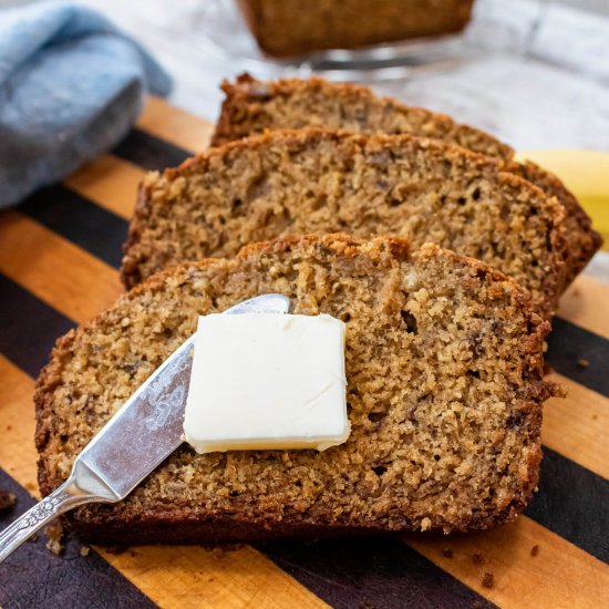 Easy Banana Bread with Brown Sugar