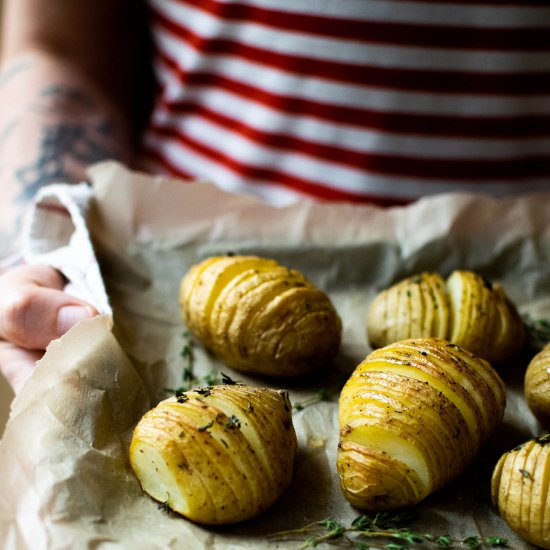 Vegan Hasselback Potatoes