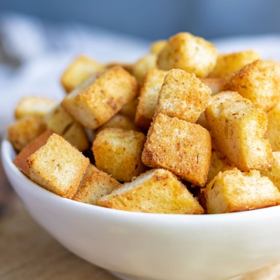 Air Fryer Croutons